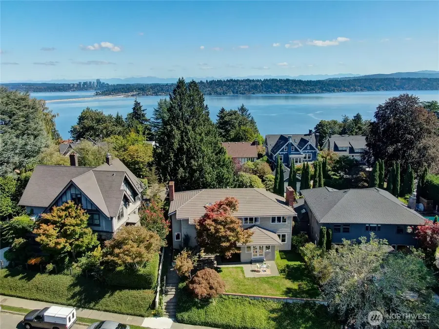2712 Mount Saint Helens Place S, Seattle, WA 98144 - #2