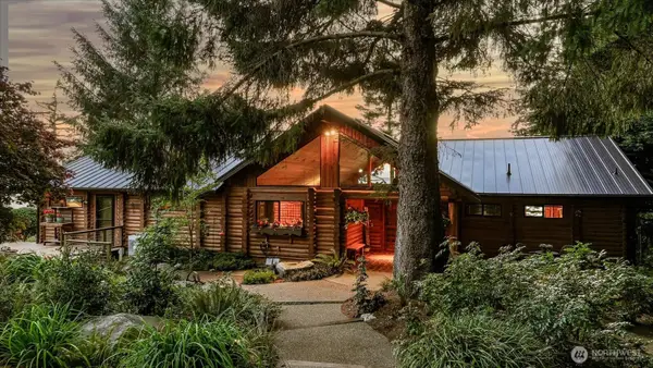 1660 Seacrest Lane, Coupeville, WA 98239