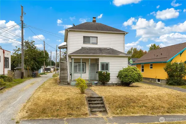 616 S 45th Street #A&B, Tacoma, WA 98418