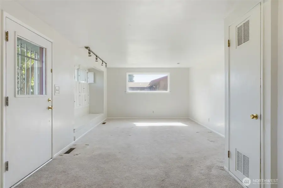616 S 2nd Avenue, Othello, WA 99344 - #3