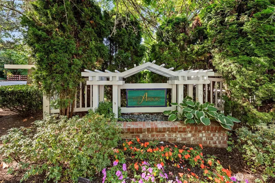 1805 134th Avenue Se #10, Bellevue, WA 98005 - #2