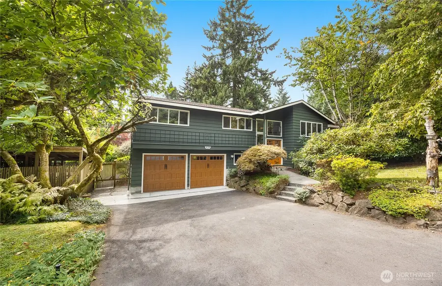6039 NE 202nd Street, Kenmore, WA 98028 - #2