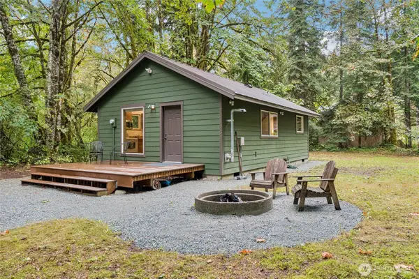76106 NE 122nd Street, Skykomish, WA 98288