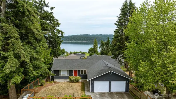 5055 Honeymoon Bay Road, Freeland, WA 98249