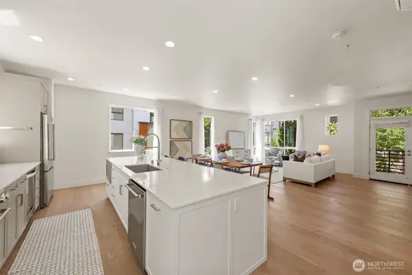 18308 96th Avenue Ne #A, Bothell, WA 98011