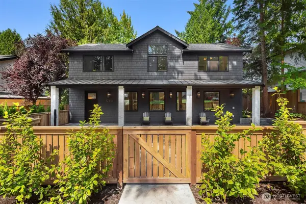 12416 NE 72nd Street, Kirkland, WA 98033