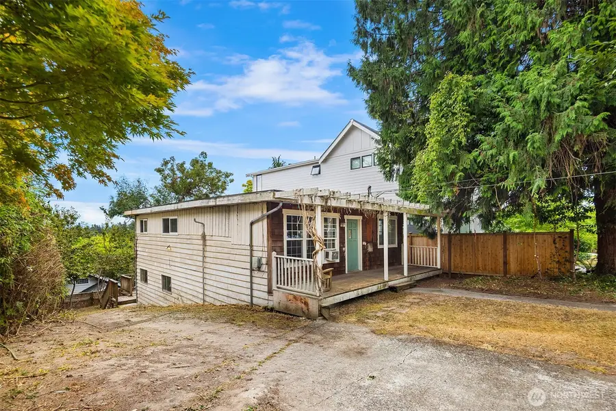 440 26th Avenue E, Seattle, WA 98112 - #3