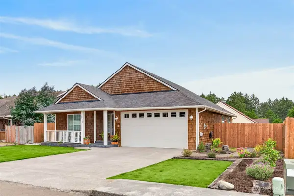 2710 N Sea Crest Avenue, Long Beach, WA 98631