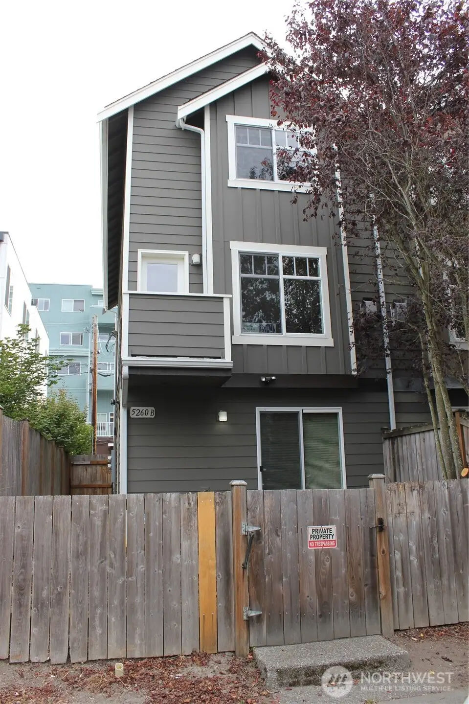 5260 Brooklyn Avenue Ne, Seattle, WA 98105 - #1