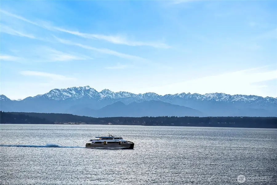1374 Alki Avenue Sw #400, Seattle, WA 98116 - #3