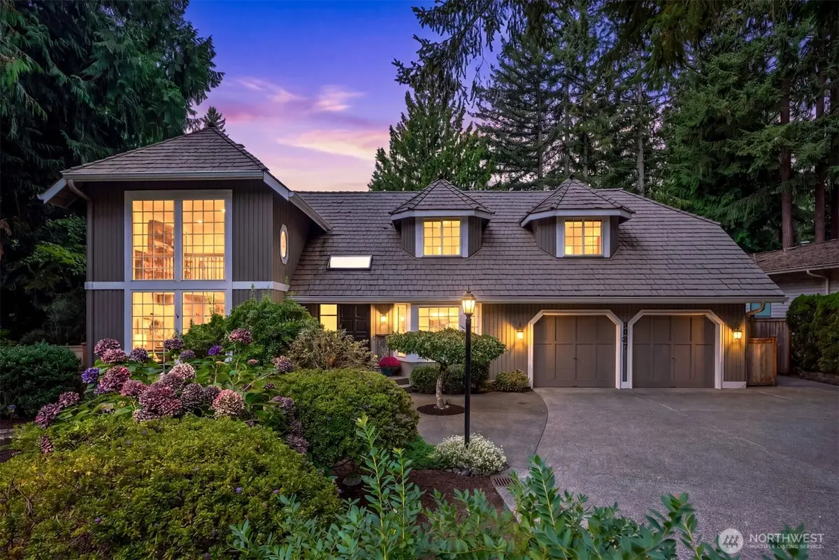 2037 213th Avenue Ne, Sammamish, WA 98074 - #1