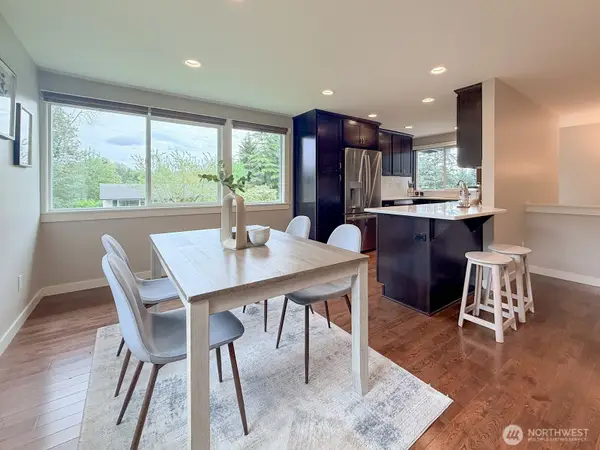 15003 108th Place Ne, Bothell, WA 98011