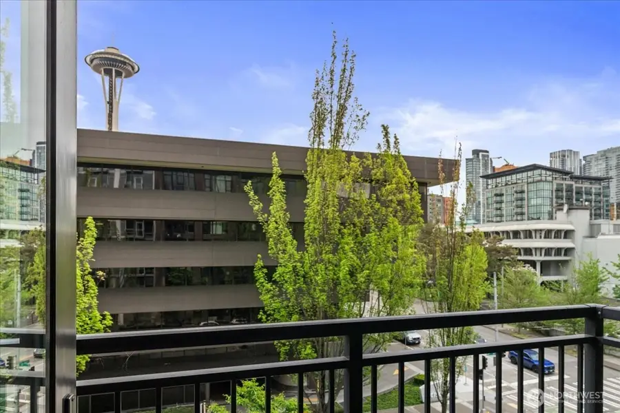 2911 2nd Avenue #506, Seattle, WA 98121 - #3