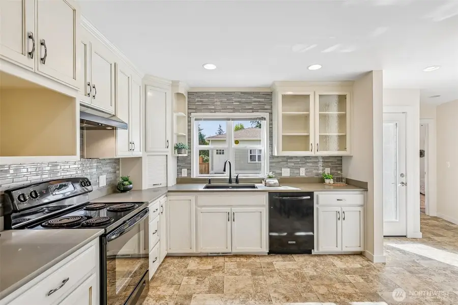 943 NW 97th Street, Seattle, WA 98117 - #3
