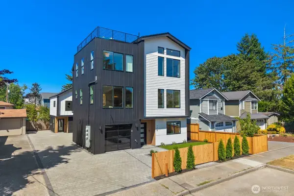 726 N 89th Street, Seattle, WA 98103