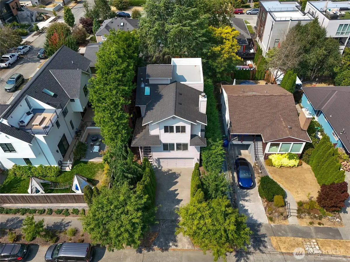 4407 30th Avenue W, Seattle, WA 98199 - #1