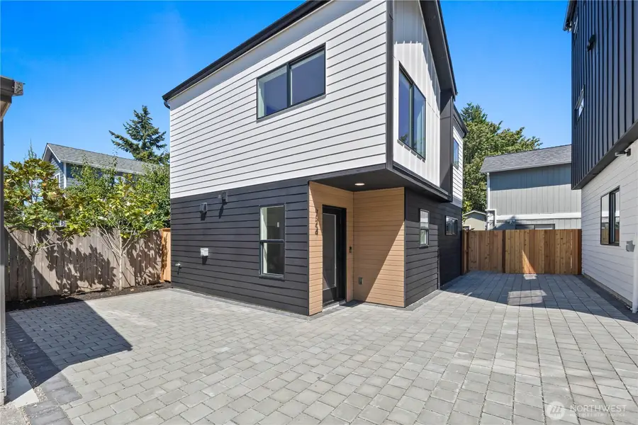 724 N 89th Street, Seattle, WA 98103 - #2