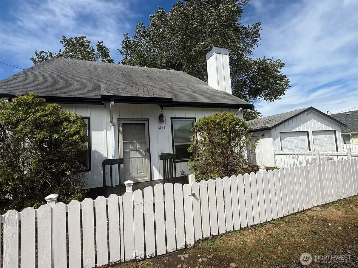 301 N Washington Avenue, Long Beach, WA 98631 - #1