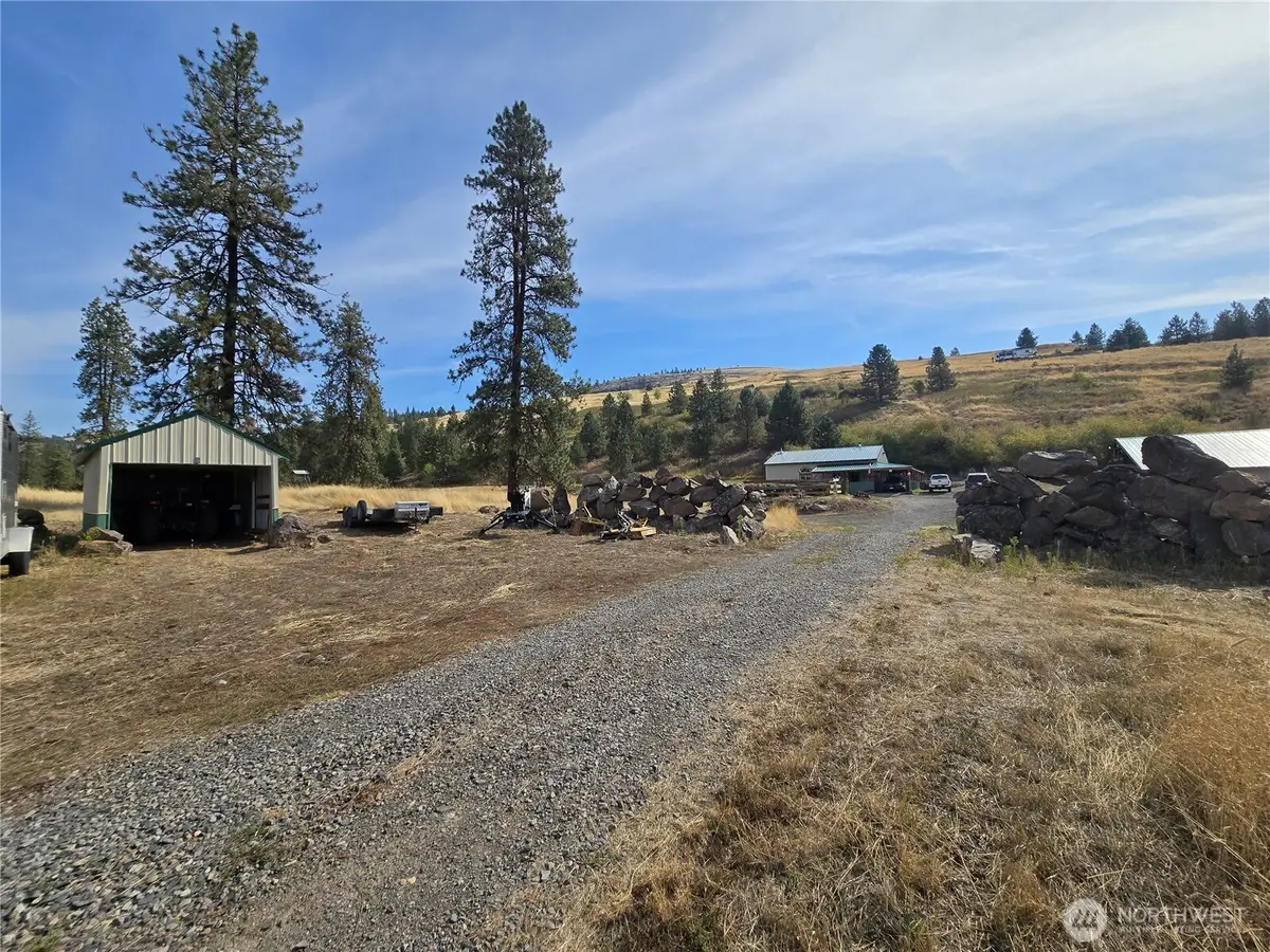 4297 Bissell Road, Hunters, WA 99137 - #1