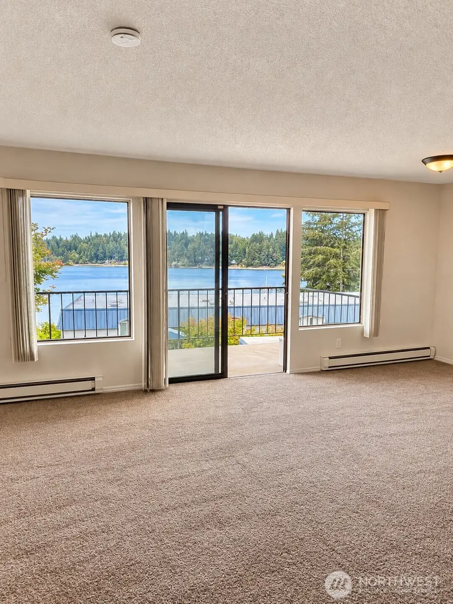 924 Shorewood Drive #E56, Bremerton, WA 98312 - #2