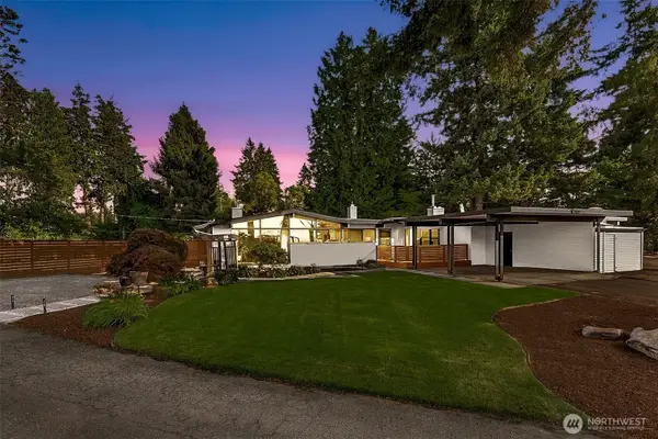 25657 Marine View Drive S, Des Moines, WA 98198
