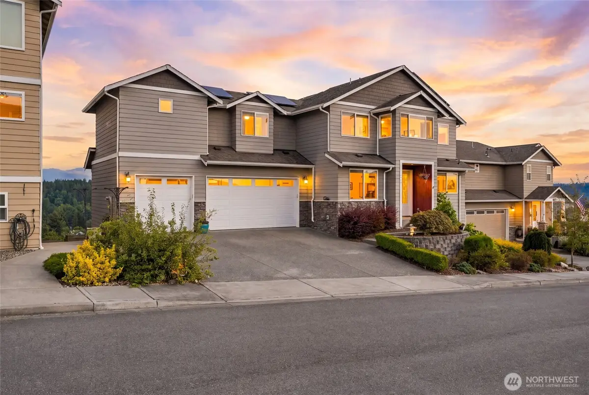 10908 177th Avenue Ct E, Bonney Lake, WA 98391 - #1
