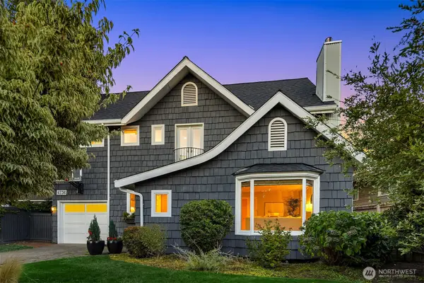 4736 46th Avenue Ne, Seattle, WA 98105