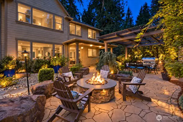 23420 SE 21st Court, Sammamish, WA 98075