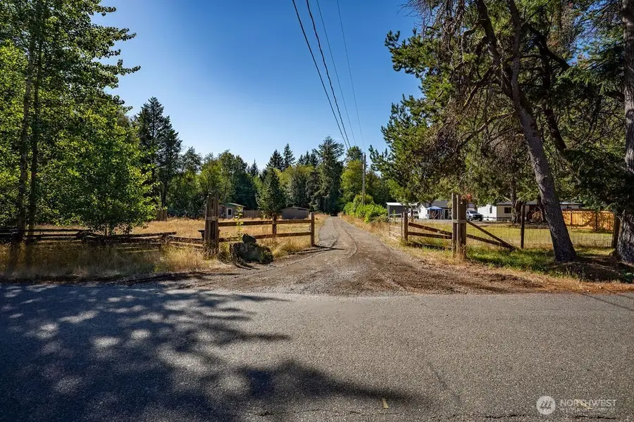 4237 88th Avenue Sw, Olympia, WA 98512 - #2