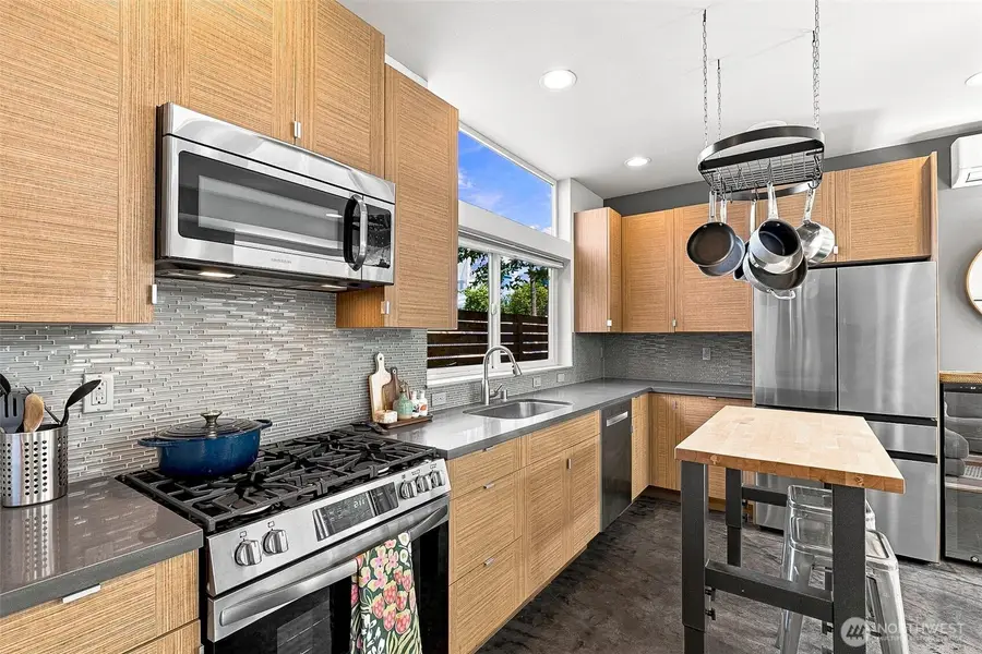 310 21st Avenue #B, Seattle, WA 98122 - #2