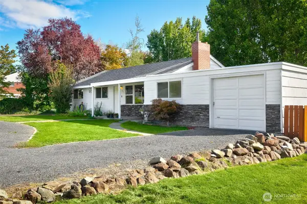217 N 63rd Avenue, Yakima, WA 98908