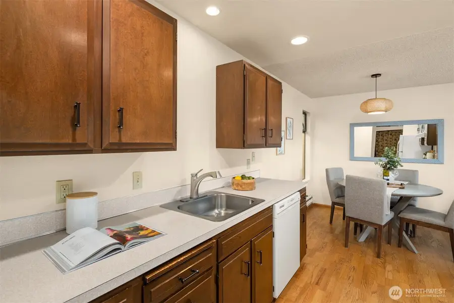 7064 35th Avenue Ne #22, Seattle, WA 98115 - #3