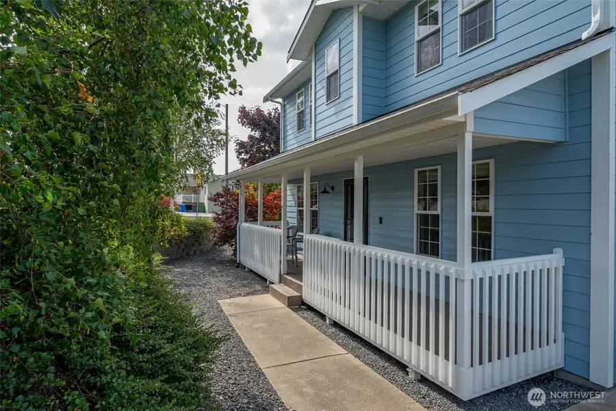 1589 SW Victory Street, Oak Harbor, WA 98277 - #3