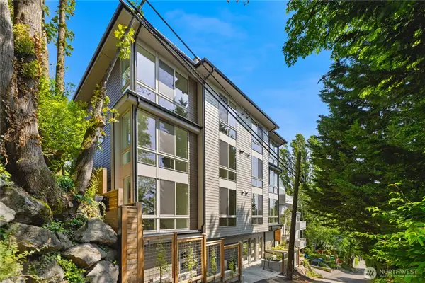 3819 Fremont Avenue N, Seattle, WA 98103