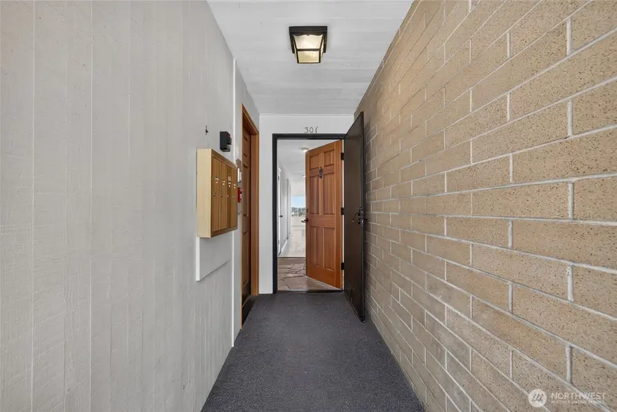 3608 26th Place W #301, Seattle, WA 98199 - #3