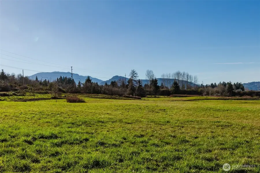 208 Laird #B&C, Port Angeles, WA 98363 - #2