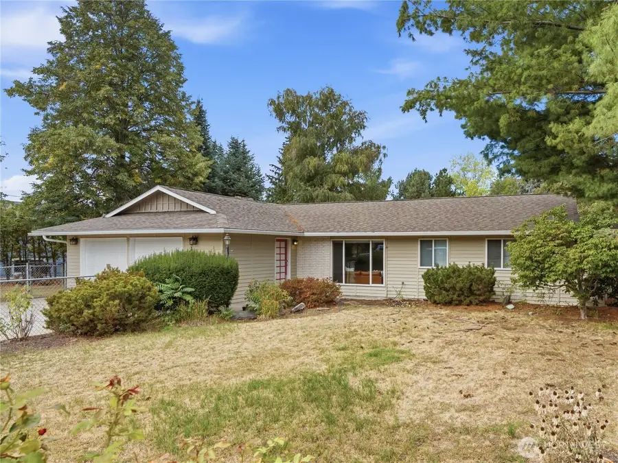 2446 N Ashland Avenue, East Wenatchee, WA 98802 - #2