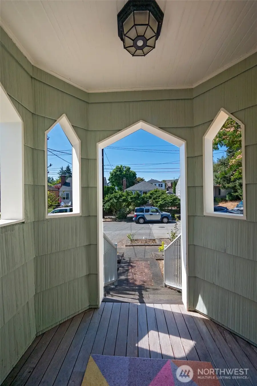 8046 18th Avenue Nw, Seattle, WA 98117 - #2