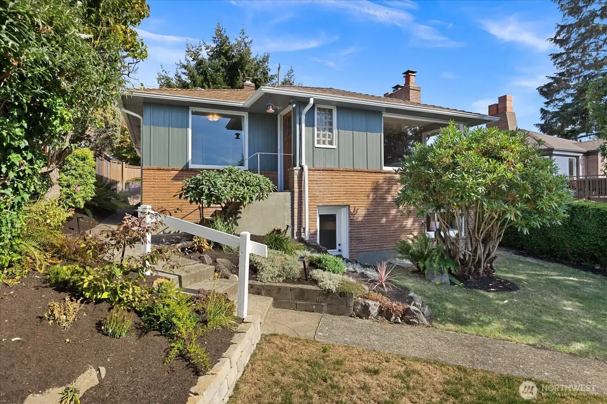 8438 41st Avenue Sw, Seattle, WA 98136 - #1