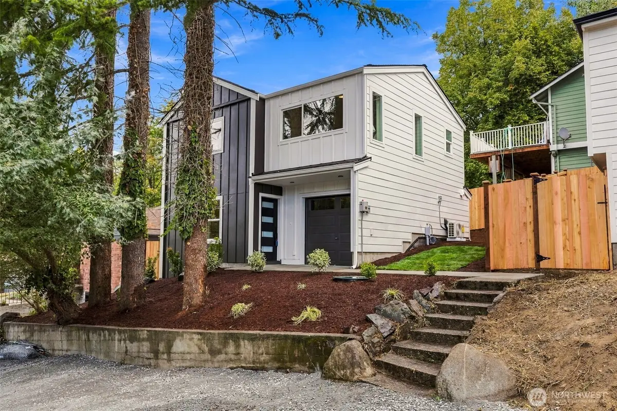 10514 Ninth Avenue Ne, Seattle, WA 98125 - #1