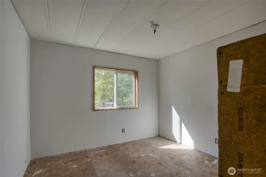 81 W Satsop Drive, Elma, WA 98541 - #2