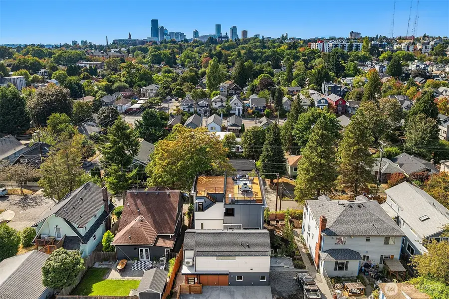 908 29th Avenue, Seattle, WA 98122 - #2