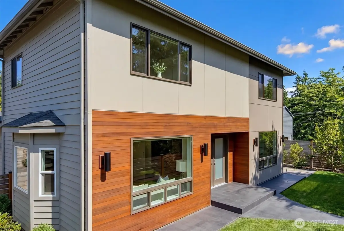 1725 Martin Luther King Jr Way, Seattle, WA 98122 - #1