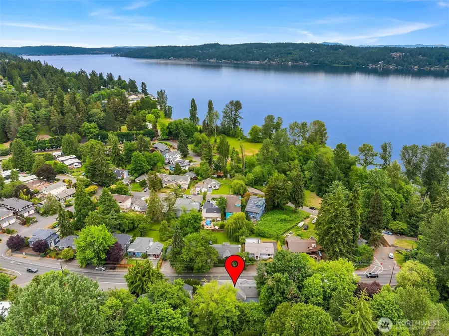 9021 Sand Point Way Ne, Seattle, WA 98115 - #3