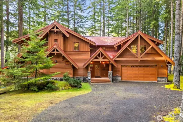 62414 Corral Way E, Enumclaw, WA 98022