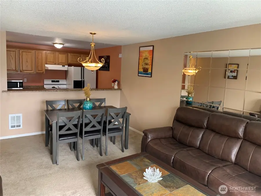 31003 14th Avenue S #C12, Federal Way, WA 98003 - #2
