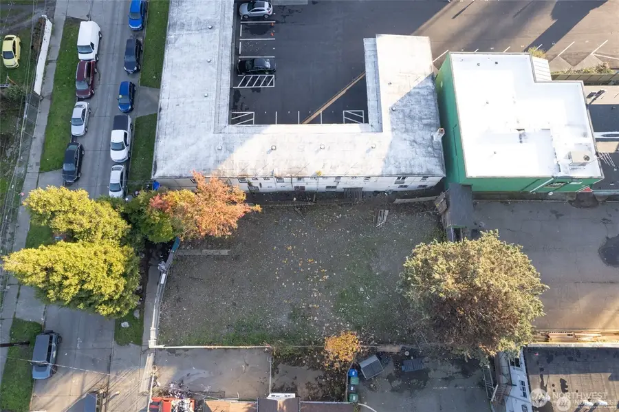 8849 Nesbit Avenue N, Seattle, WA 98103 - #2