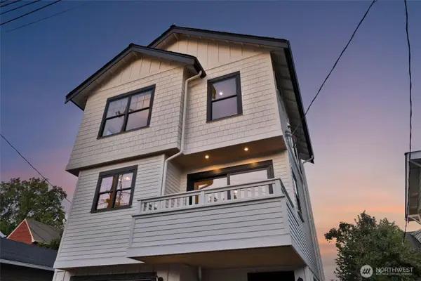 5549 34th Avenue Ne, Seattle, WA 98105
