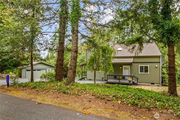 25025 NE 52nd Place, Redmond, WA 98053
