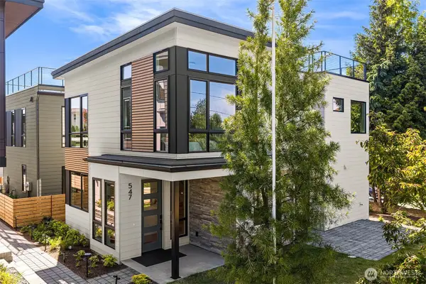 547 16th Avenue W, Kirkland, WA 98033